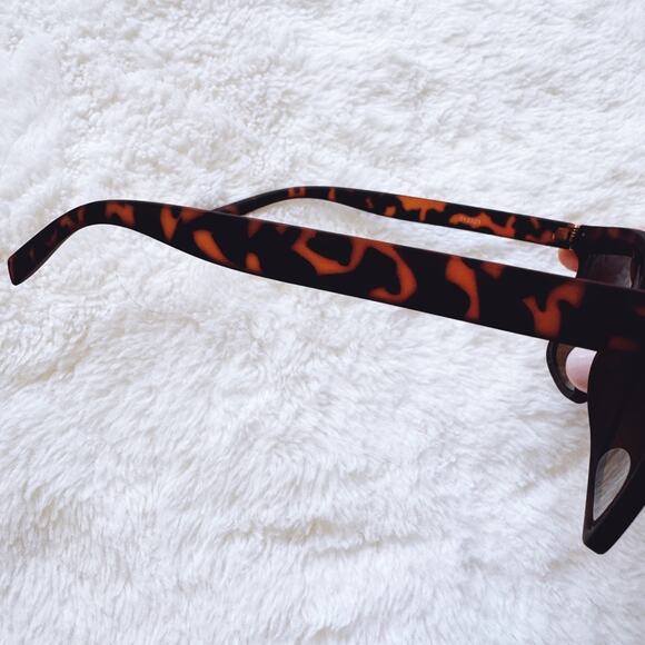 Otto Tortoise Brown Angular Frame Sunglasses - Picture 4 of 12